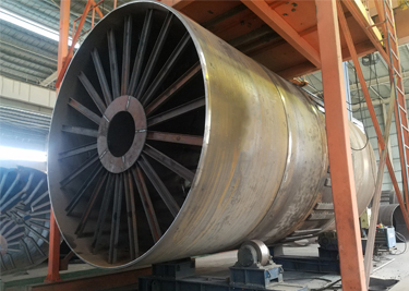 大型筒體埋弧自動(dòng)焊接